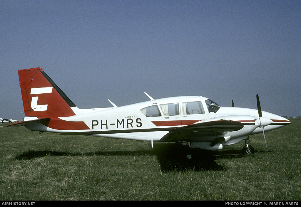 Aircraft Photo of PH-MRS | Piper PA-23-250 Aztec E | Turdus Airways | AirHistory.net #136035