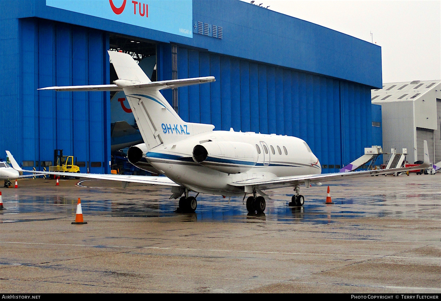 Aircraft Photo of 9H-KAZ | Hawker Beechcraft 900XP | AirHistory.net #136045