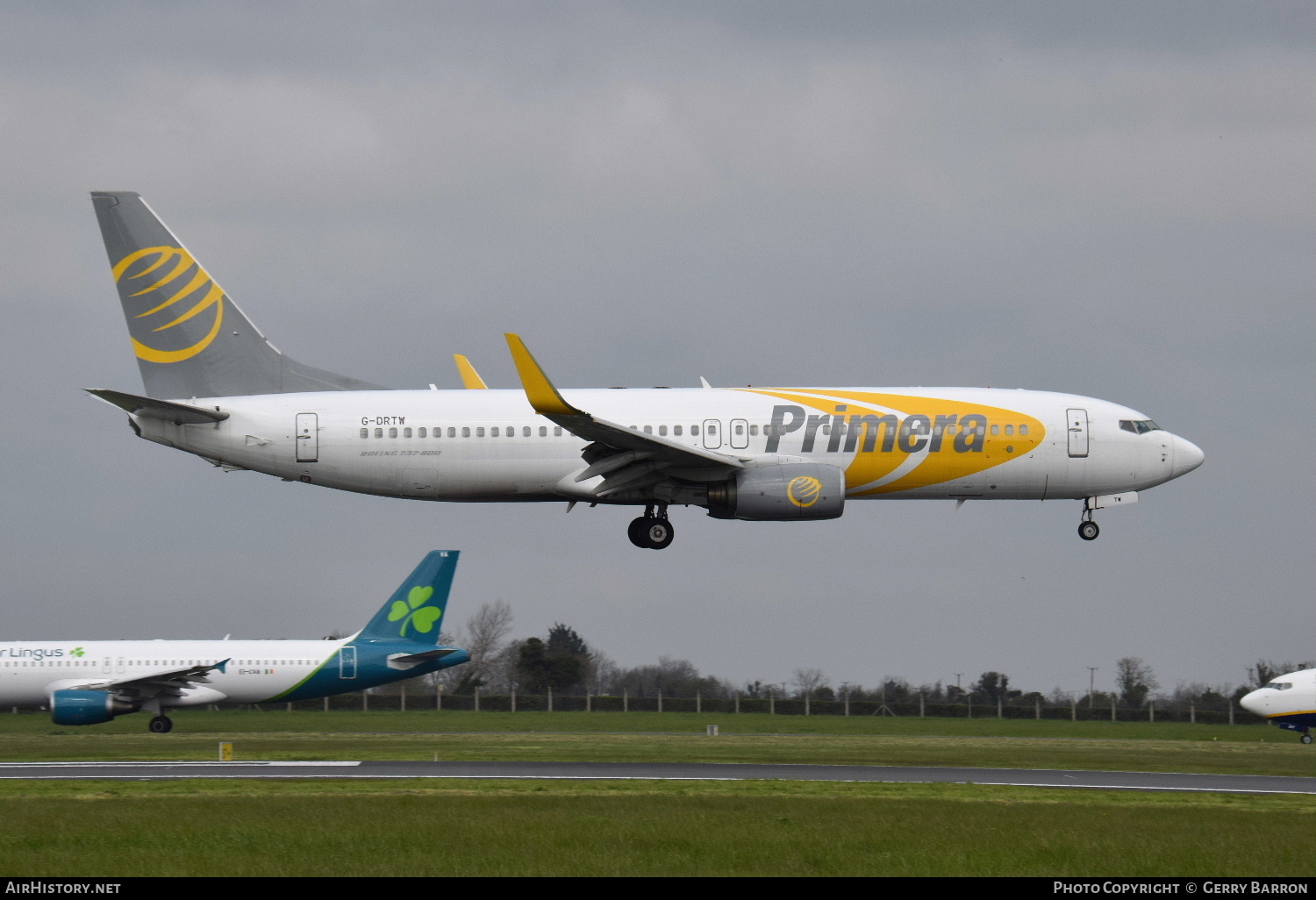 Aircraft Photo of G-DRTW | Boeing 737-86N | Primera Air | AirHistory.net #136070