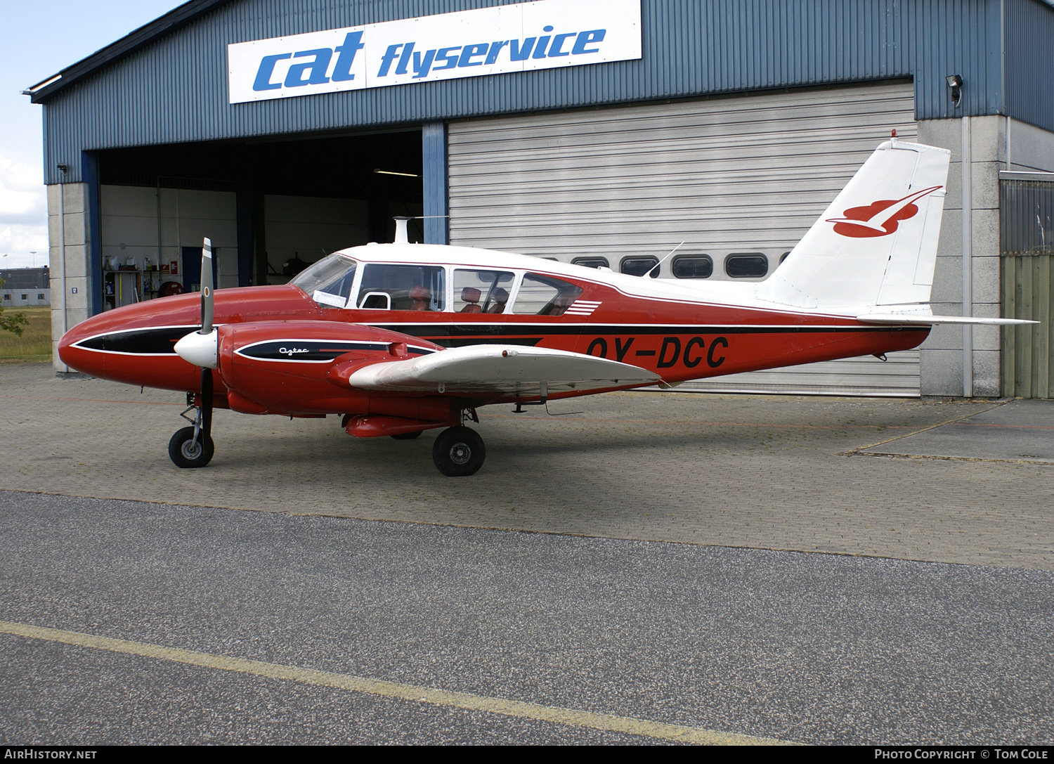 Aircraft Photo of OY-DCC | Piper PA-23-250 Aztec B | AirHistory.net #136113