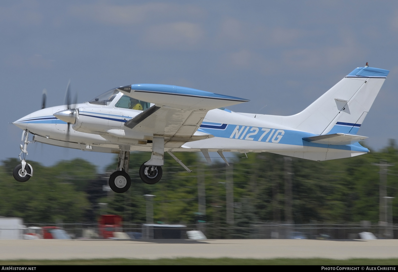 Aircraft Photo of N1271G | Cessna 310Q | AirHistory.net #136132