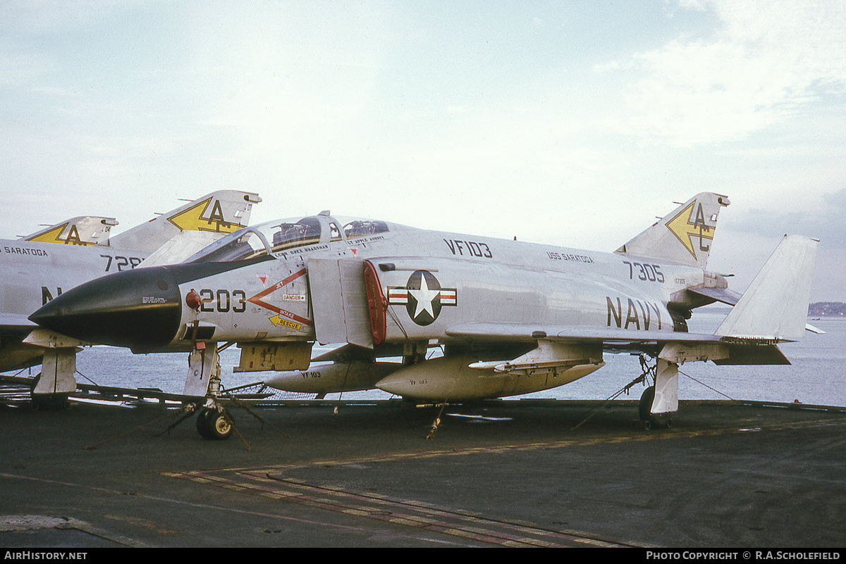 Aircraft Photo of 157305 / 7305 | McDonnell F-4J Phantom II | USA - Navy | AirHistory.net #136228