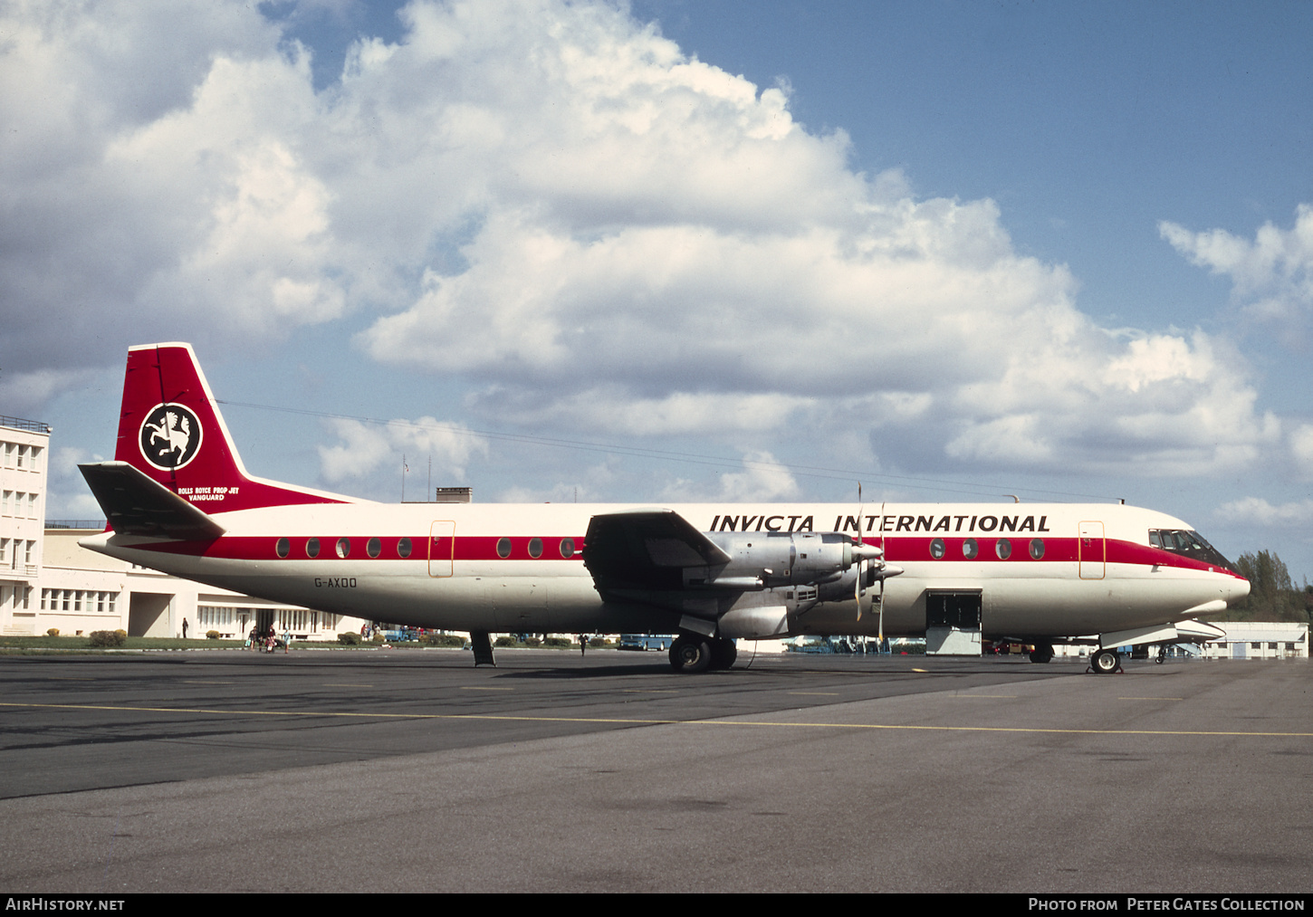 Aircraft Photo of G-AXOO | Vickers 952 Vanguard | Invicta International Airlines | AirHistory.net #136248