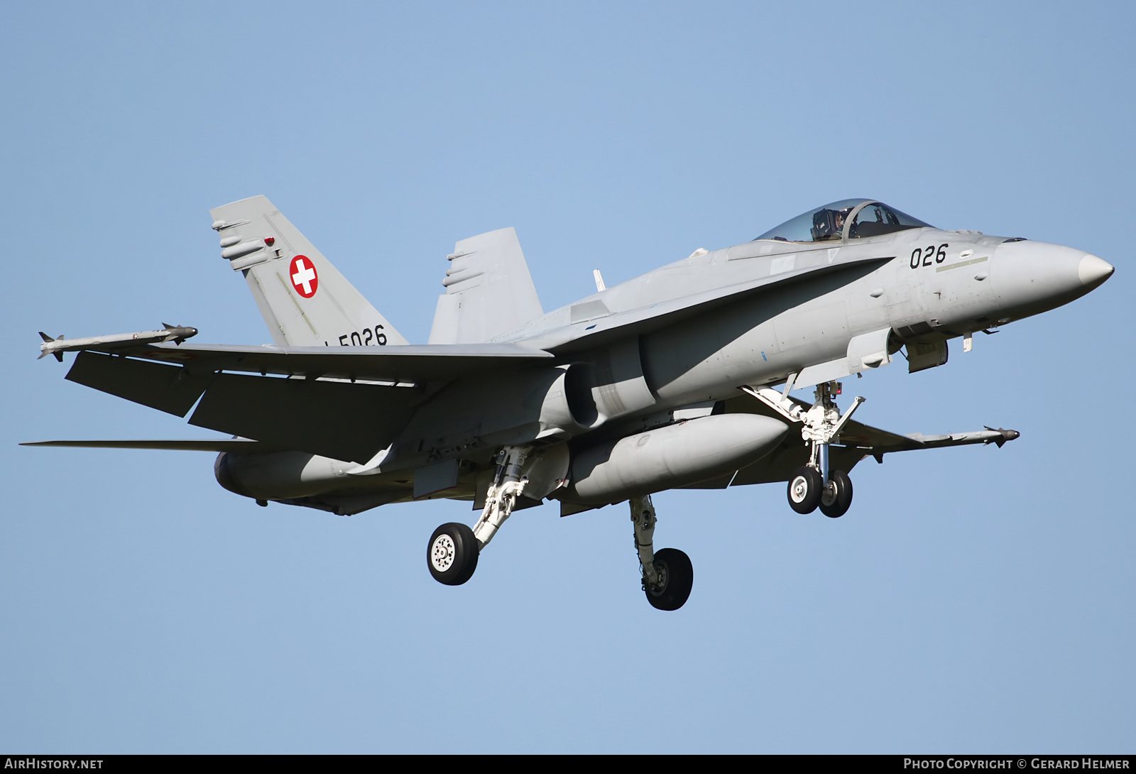 Aircraft Photo of J-5026 | McDonnell Douglas F/A-18C Hornet | Switzerland - Air Force | AirHistory.net #136352