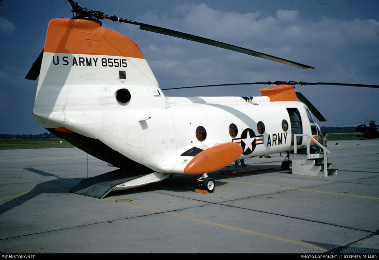 Aircraft Photo of 58-5515 / 85515 | Vertol YHC-1A | USA - Army | AirHistory.net #136362