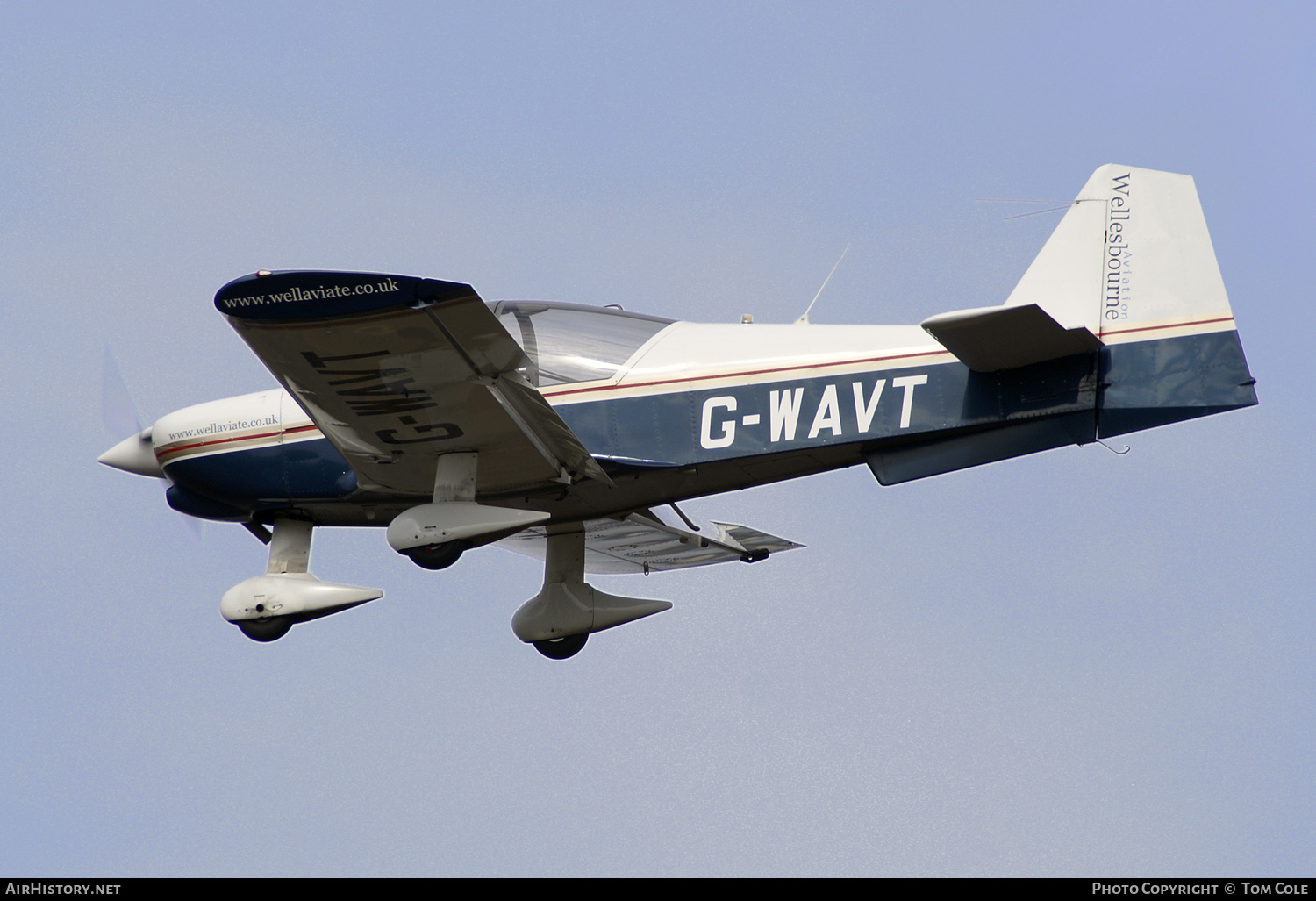 Aircraft Photo of G-WAVT | Robin R-2160I | Wellesbourne Aviation | AirHistory.net #136444