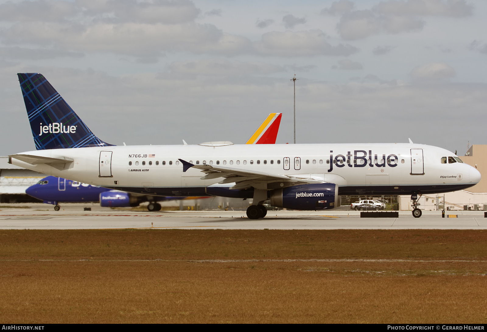 Aircraft Photo of N766JB | Airbus A320-232 | JetBlue Airways | AirHistory.net #136494