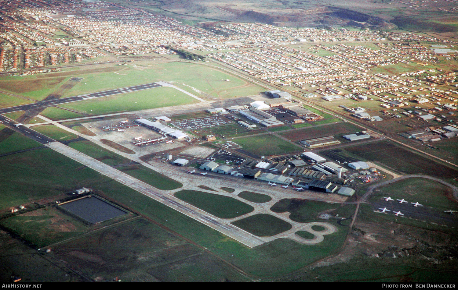 Airport photo of Melbourne - Essendon (YMEN / MEB) in Victoria, Australia | AirHistory.net #136533