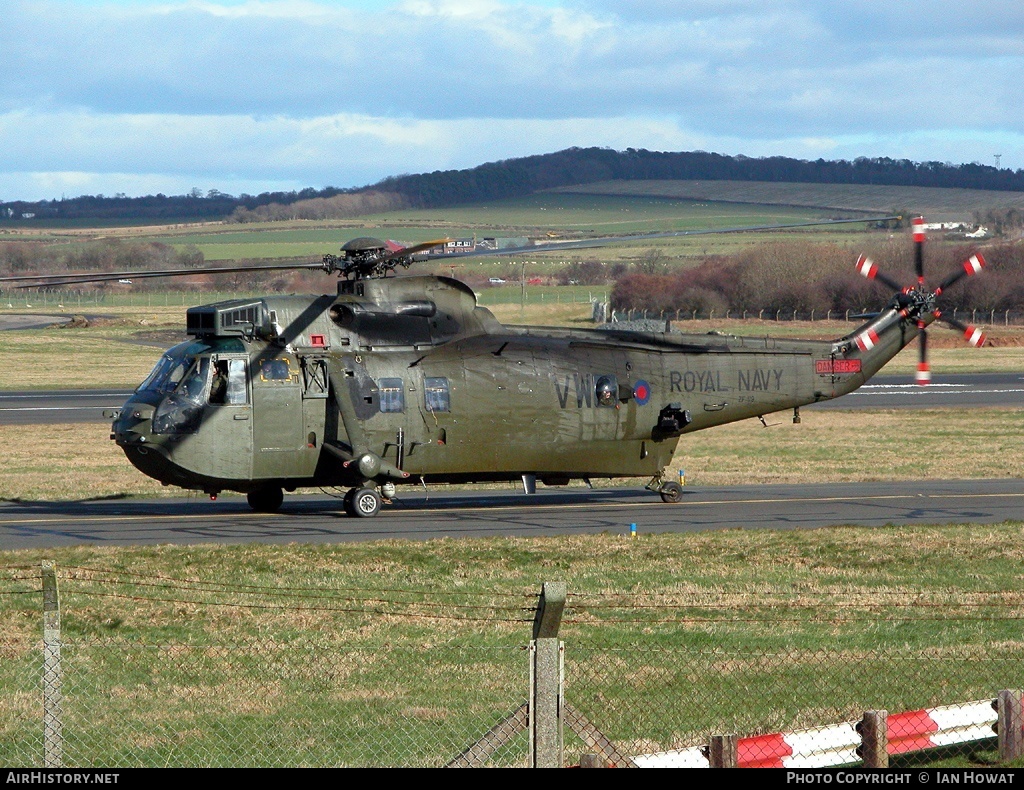 Aircraft Photo of ZF119 | Westland WS-61 Sea King HC4 | UK - Navy | AirHistory.net #136584