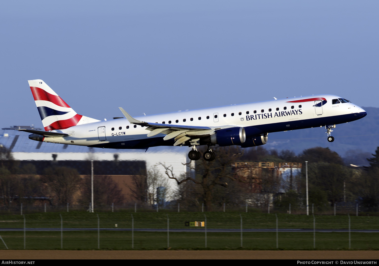 Aircraft Photo of G-LCYW | Embraer 190SR (ERJ-190-100SR) | British Airways | AirHistory.net #136649