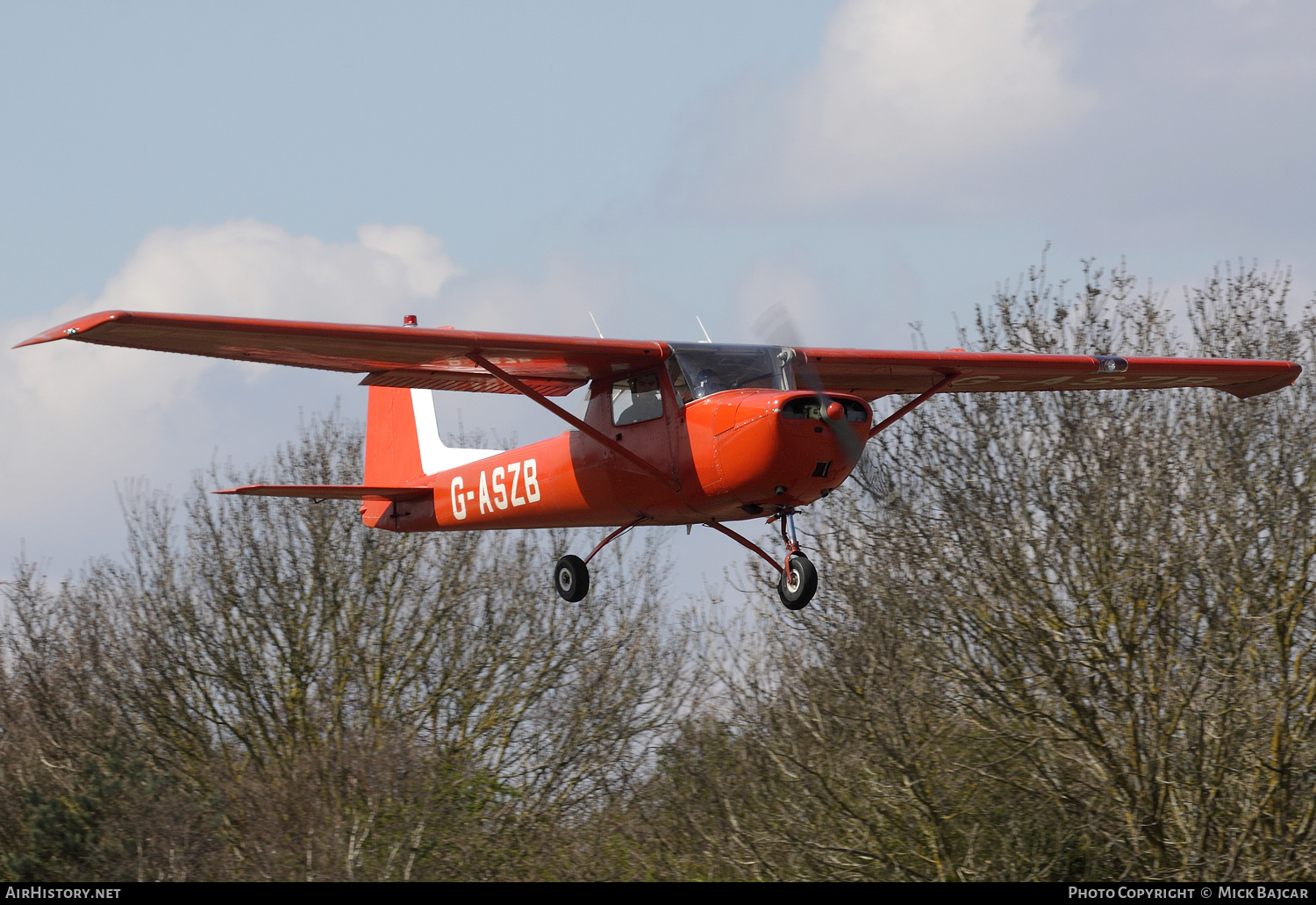 Aircraft Photo of G-ASZB | Cessna 150E | AirHistory.net #136676