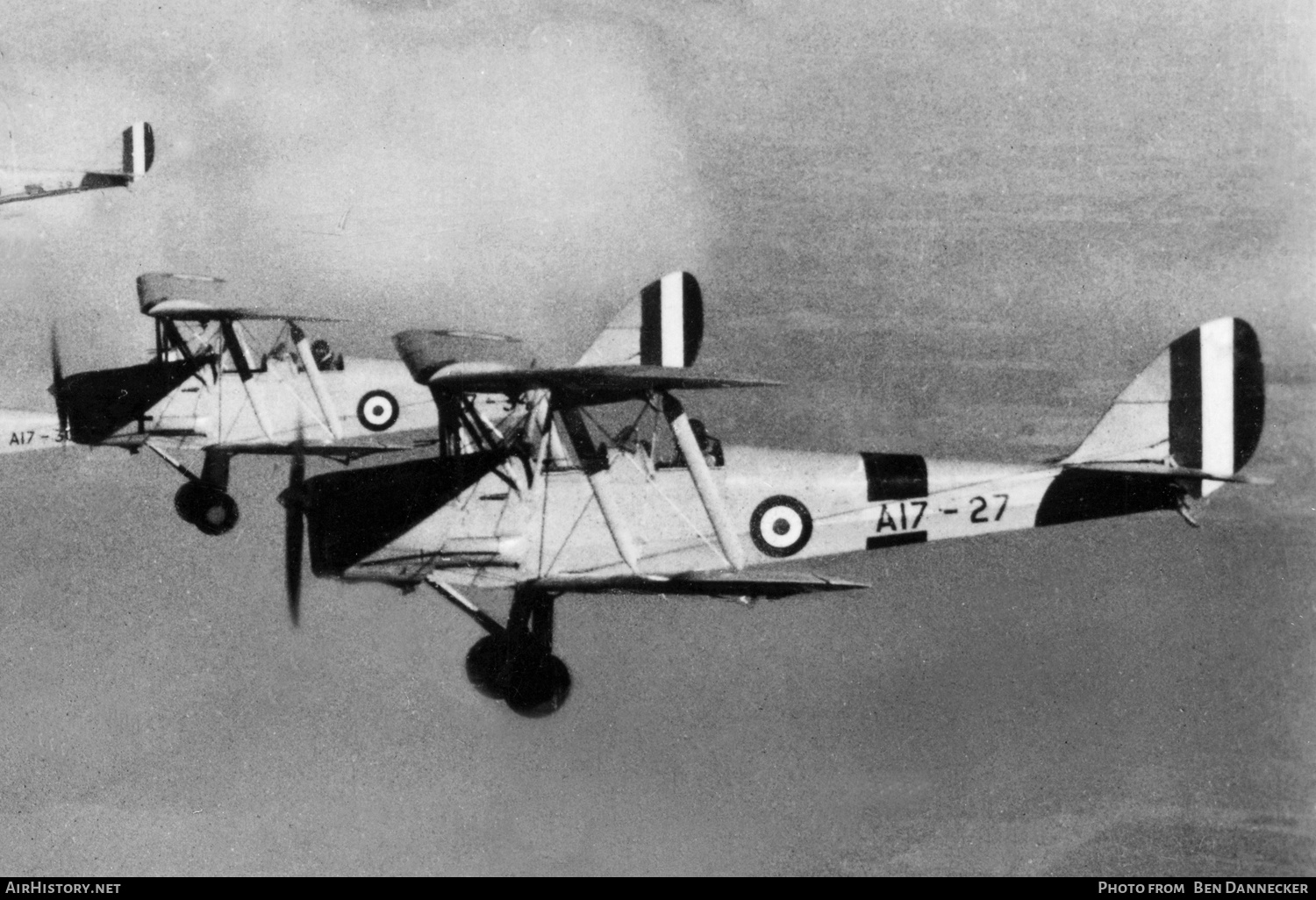 Aircraft Photo of A17-27 | De Havilland D.H. 82A Tiger Moth | Australia - Air Force | AirHistory.net #136714