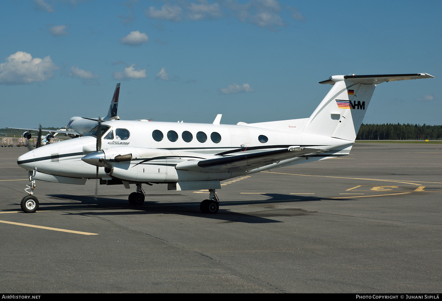 Aircraft Photo of D-IVIP | Raytheon B200 King Air | VHM Schul- und Charterflug | AirHistory.net #136732