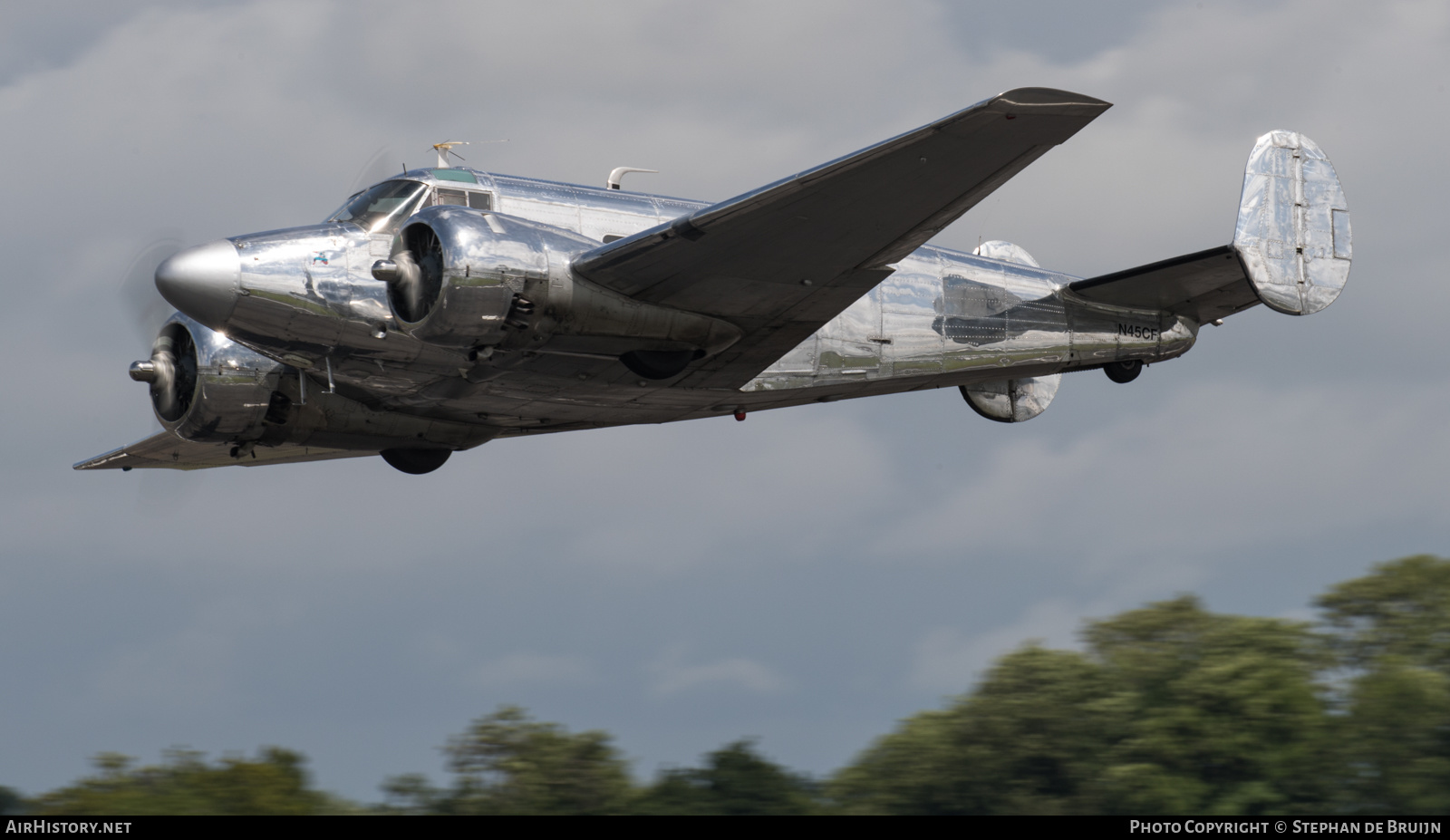 Aircraft Photo of N45CF | Beech G18S | AirHistory.net #136791