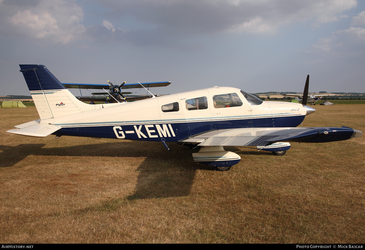 Aircraft Photo of G-KEMI | Piper PA-28-181 Archer III | AirHistory.net #136894