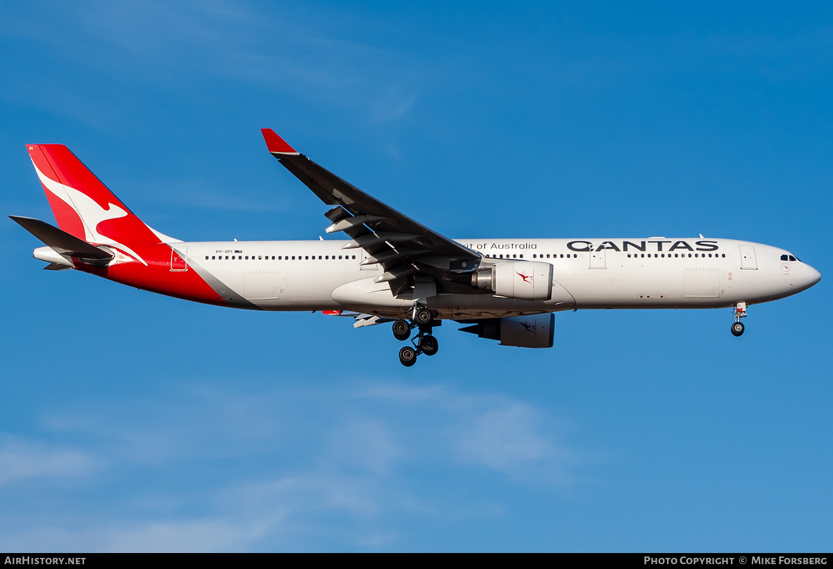 Aircraft Photo of VH-QPI | Airbus A330-303 | Qantas | AirHistory.net #136949
