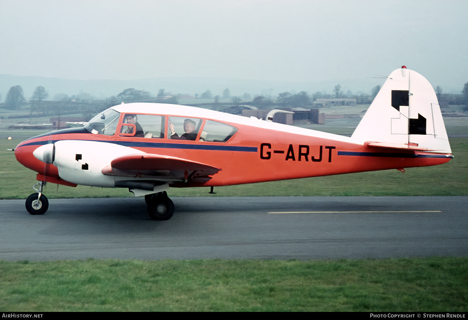 Aircraft Photo of G-ARJT | Piper PA-23-160 Apache G | AirHistory.net #137054