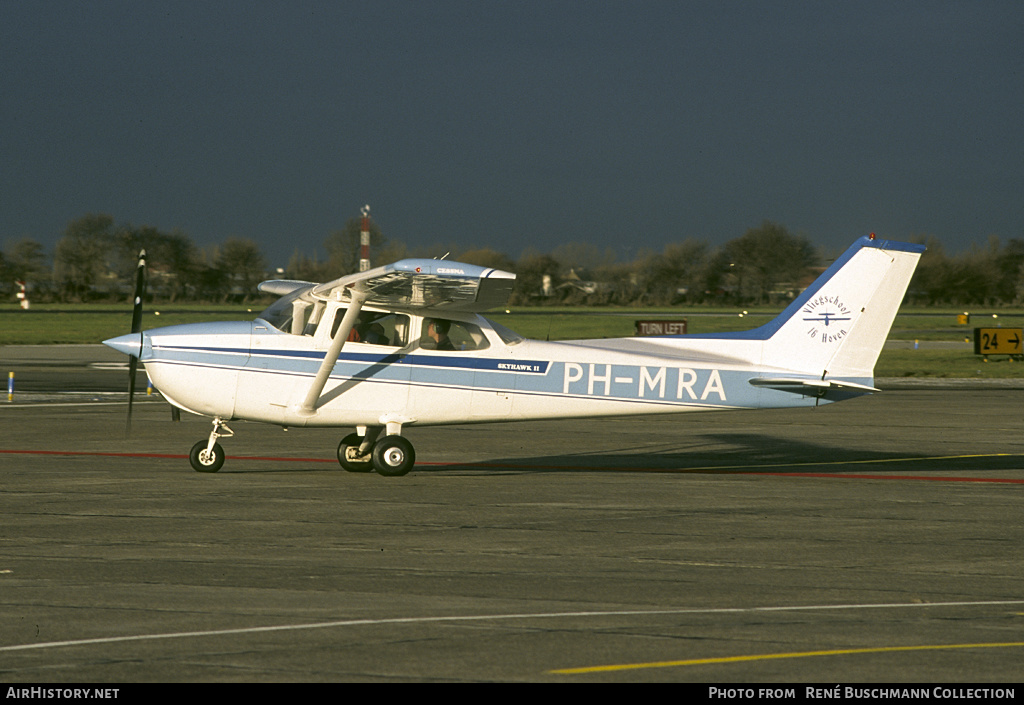 Aircraft Photo of PH-MRA | Cessna 172M Skyhawk II | Vliegschool 16 Hoven | AirHistory.net #137436