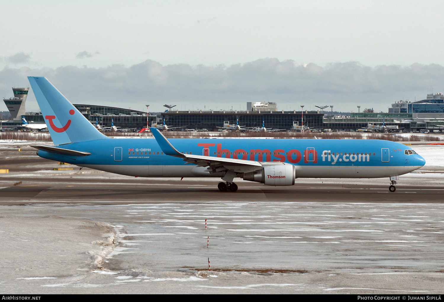 Aircraft Photo of G-OBYH | Boeing 767-304/ER | Thomsonfly | AirHistory.net #137476