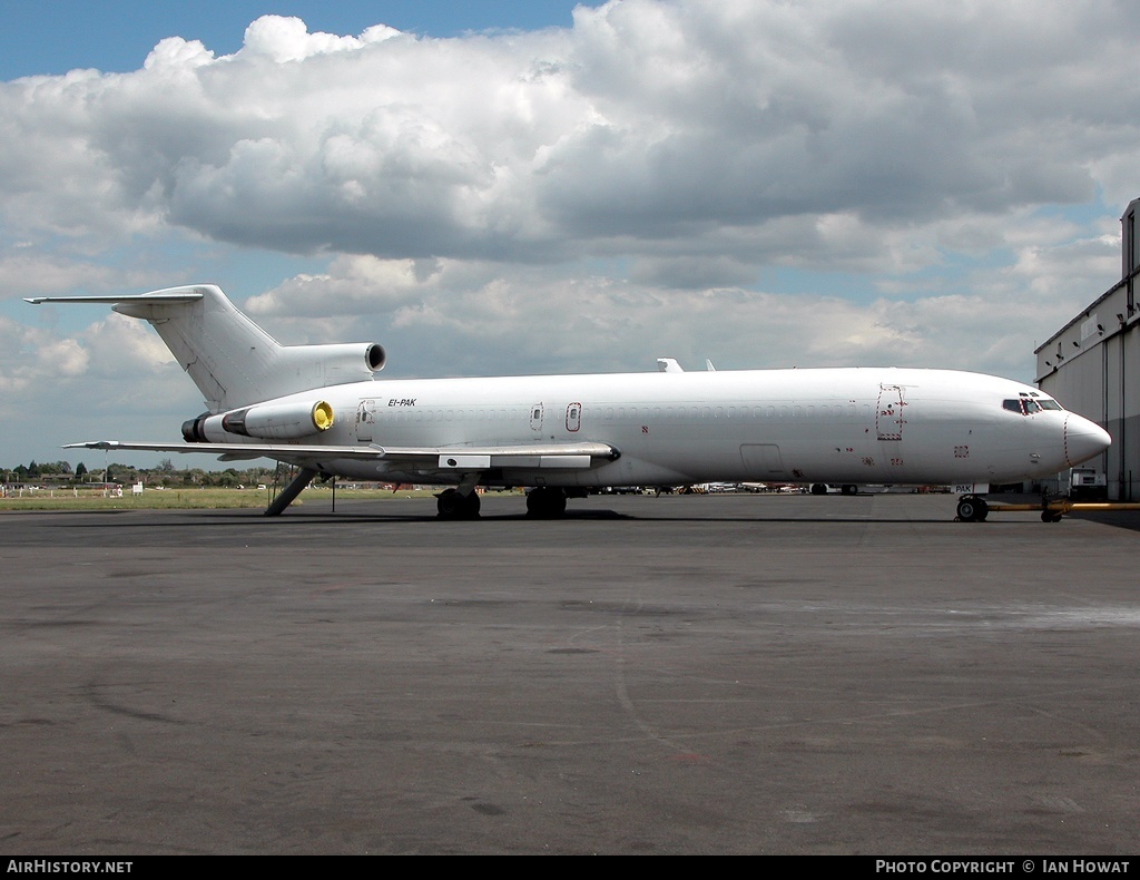 Aircraft Photo of EI-PAK | Boeing 727-227/Adv(F) | AirHistory.net #137481