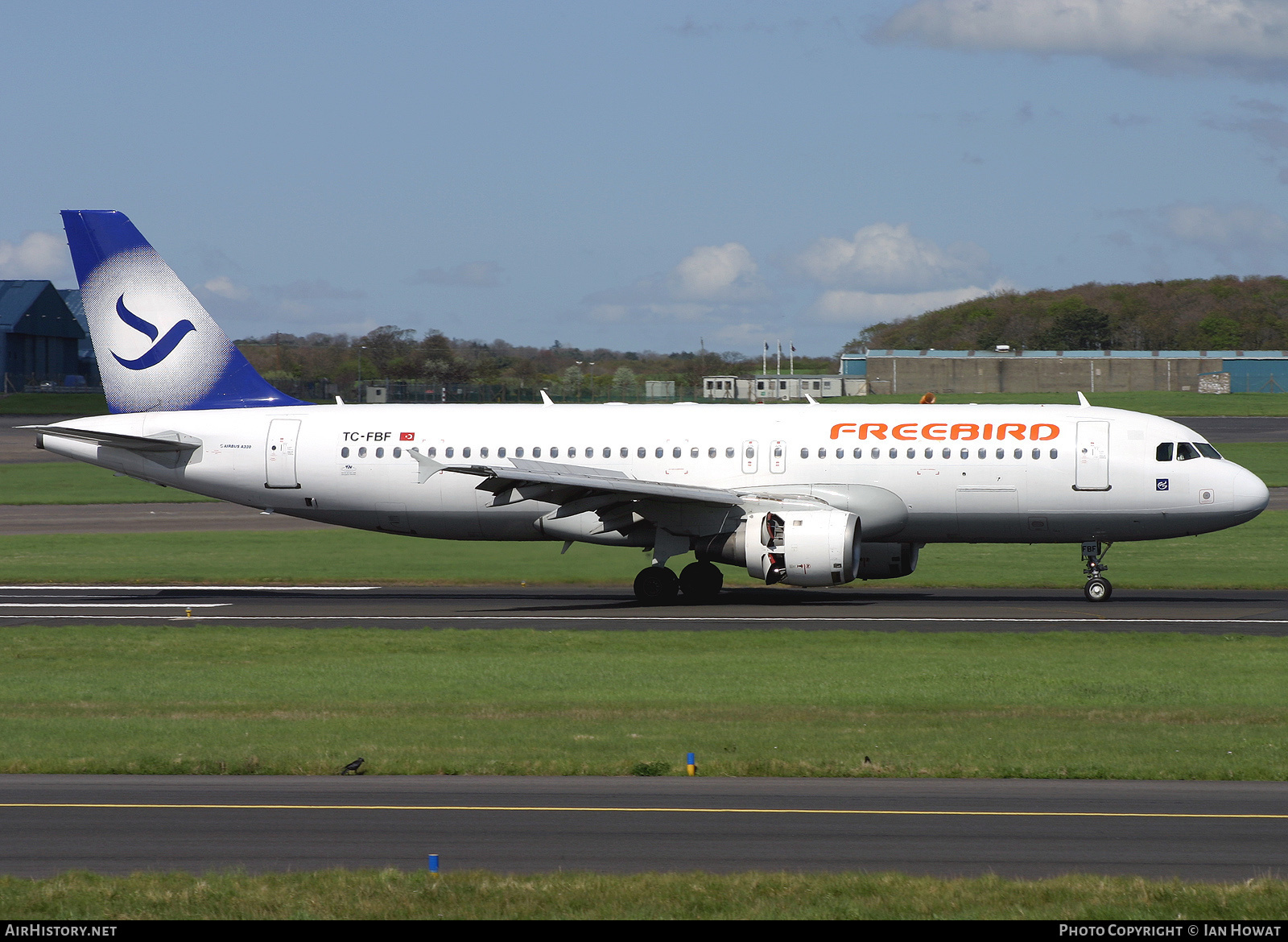Aircraft Photo of TC-FBF | Airbus A320-212 | Freebird Airlines | AirHistory.net #137490