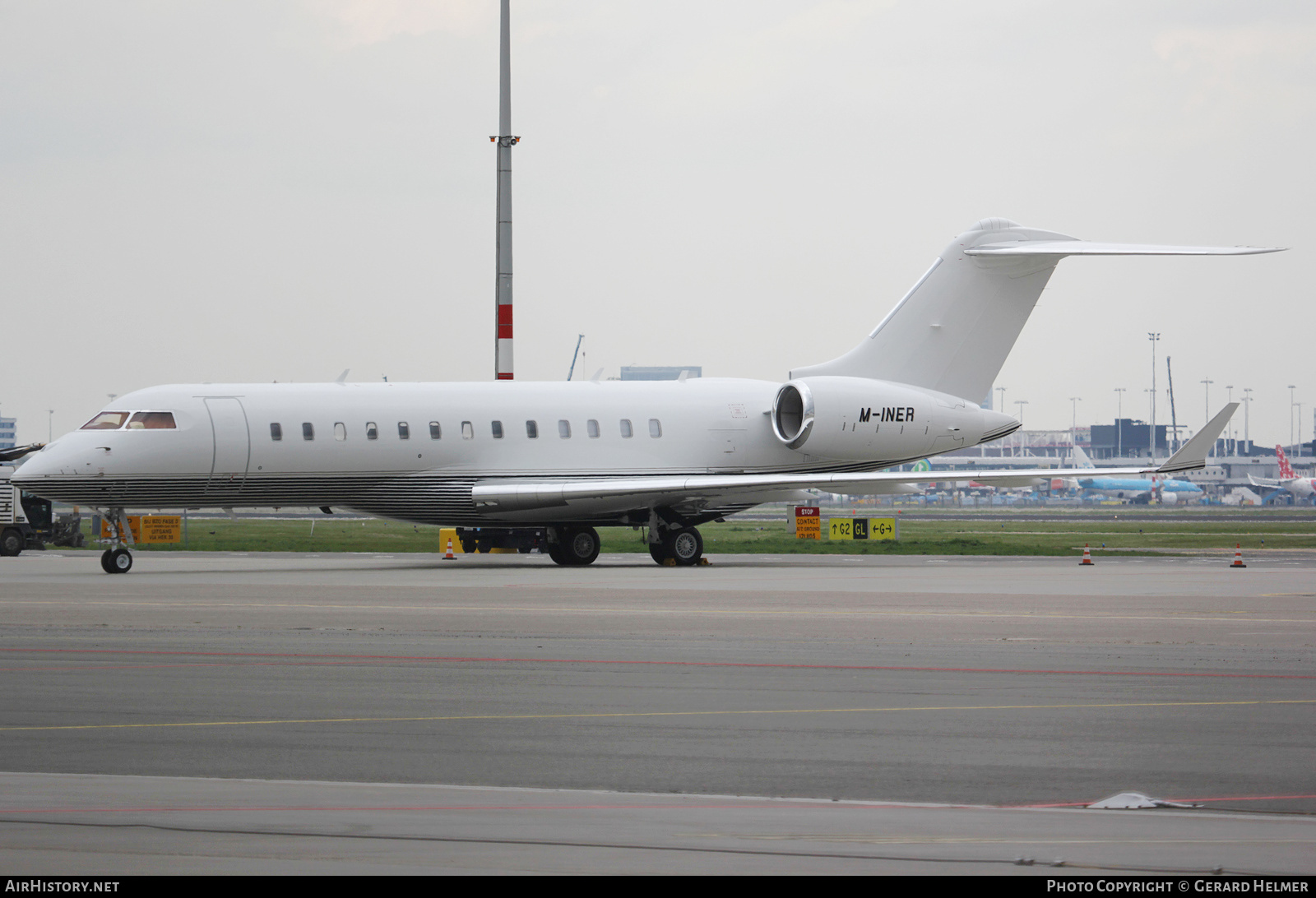 Aircraft Photo of M-INER | Bombardier Global 6000 (BD-700-1A10) | AirHistory.net #137634