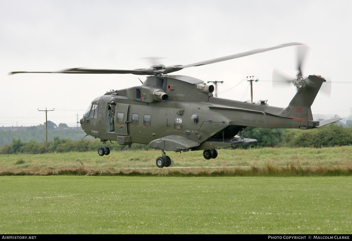 Aircraft Photo of ZJ127 | EHI EH101-411 Merlin HC3 | UK - Air Force | AirHistory.net #137712