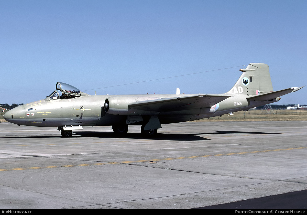 Aircraft Photo of XH168 | English Electric Canberra PR9 | UK - Air Force | AirHistory.net #137846