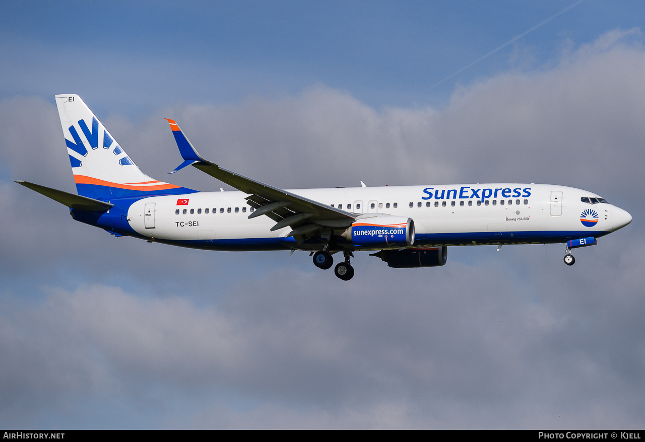 Aircraft Photo of TC-SEI | Boeing 737-8HC | SunExpress | AirHistory.net #137860