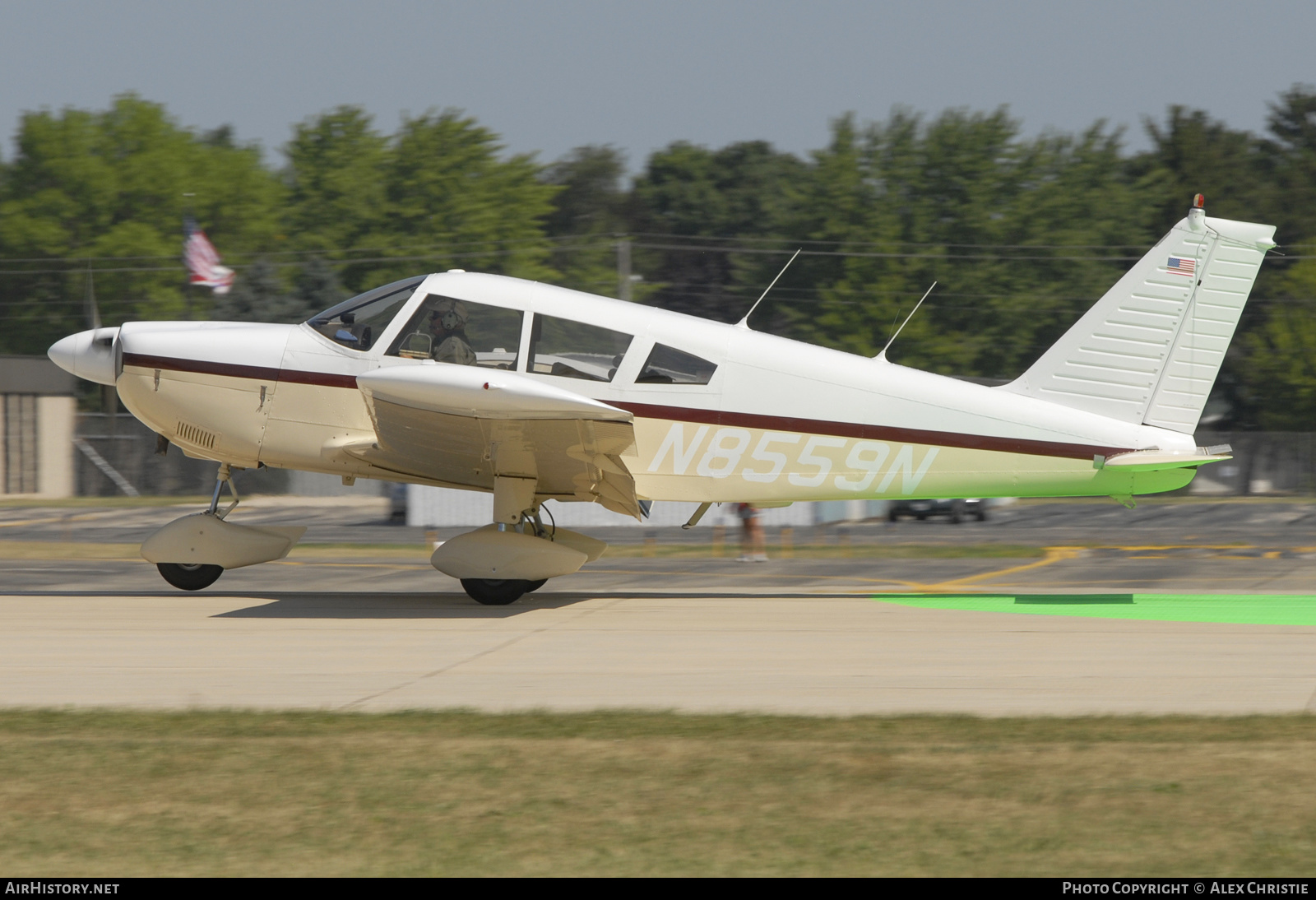 Aircraft Photo of N8559N | Piper PA-28-235 Cherokee | AirHistory.net #137912