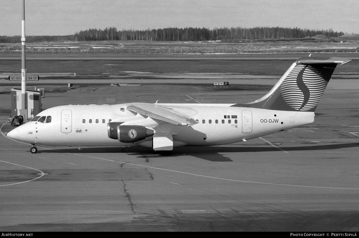 Aircraft Photo of OO-DJW | British Aerospace Avro 146-RJ85 | Delta Air Transport - DAT | AirHistory.net #137940