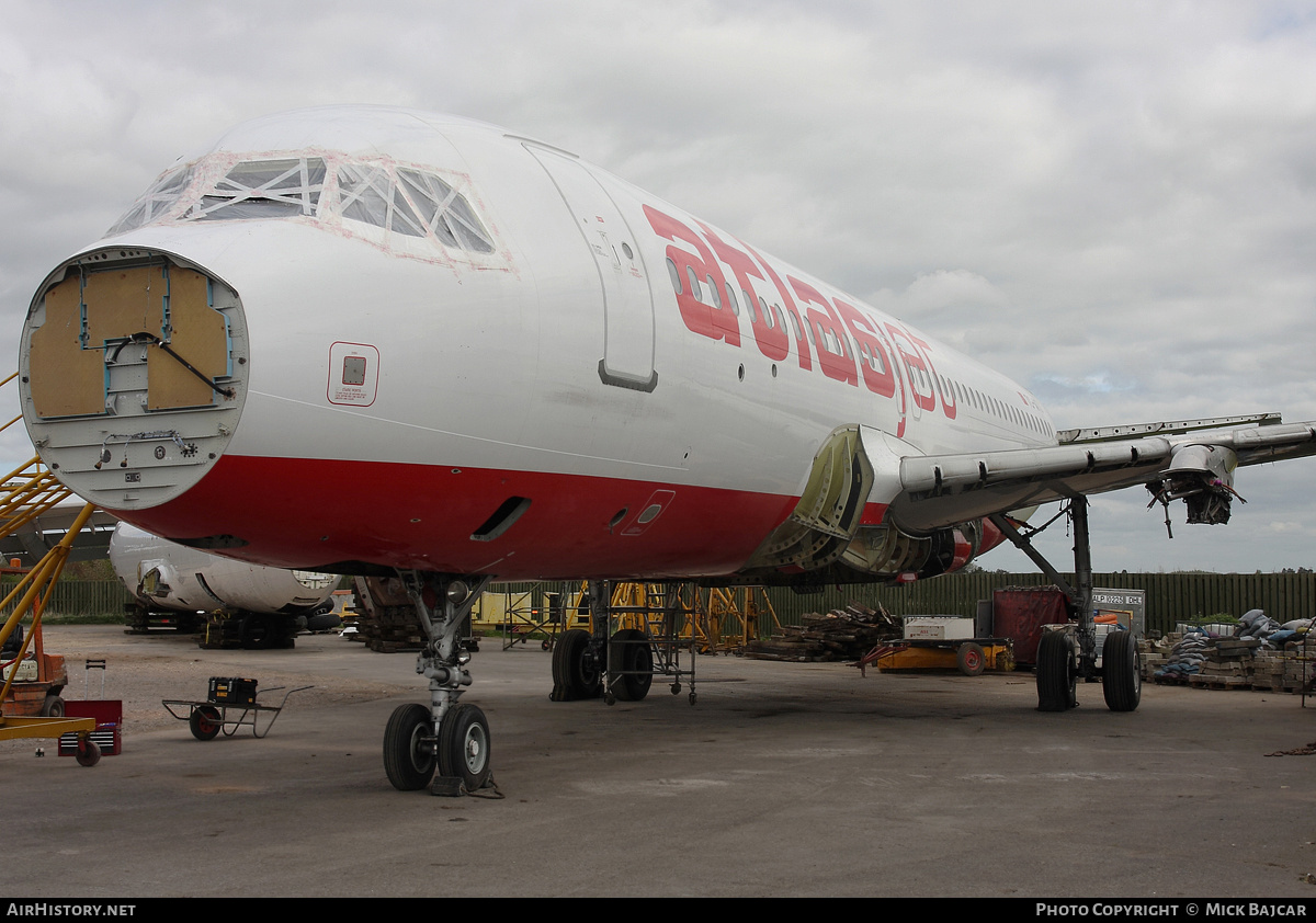 Aircraft Photo of TC-ATJ | Airbus A320-233 | Atlasjet Airlines | AirHistory.net #137949