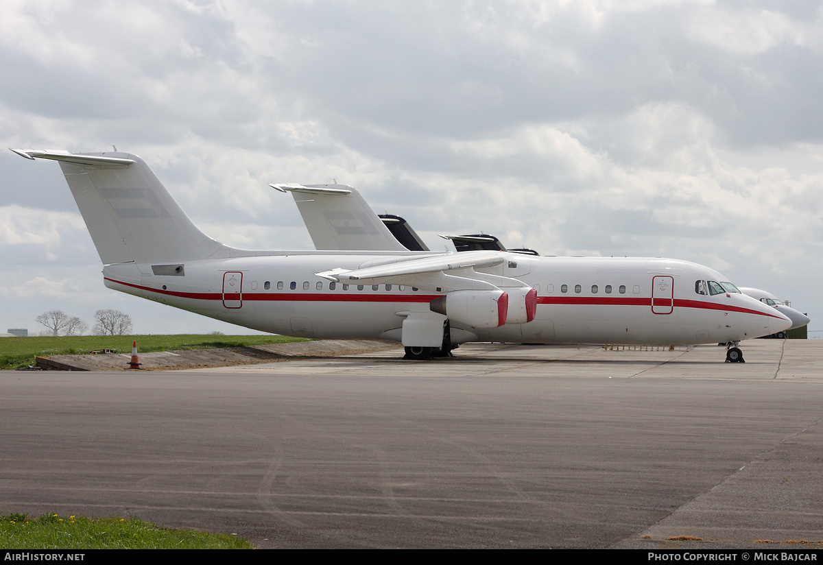 Aircraft Photo of A6-AAB | BAE Systems Avro 146-RJ100 | AirHistory.net #137991