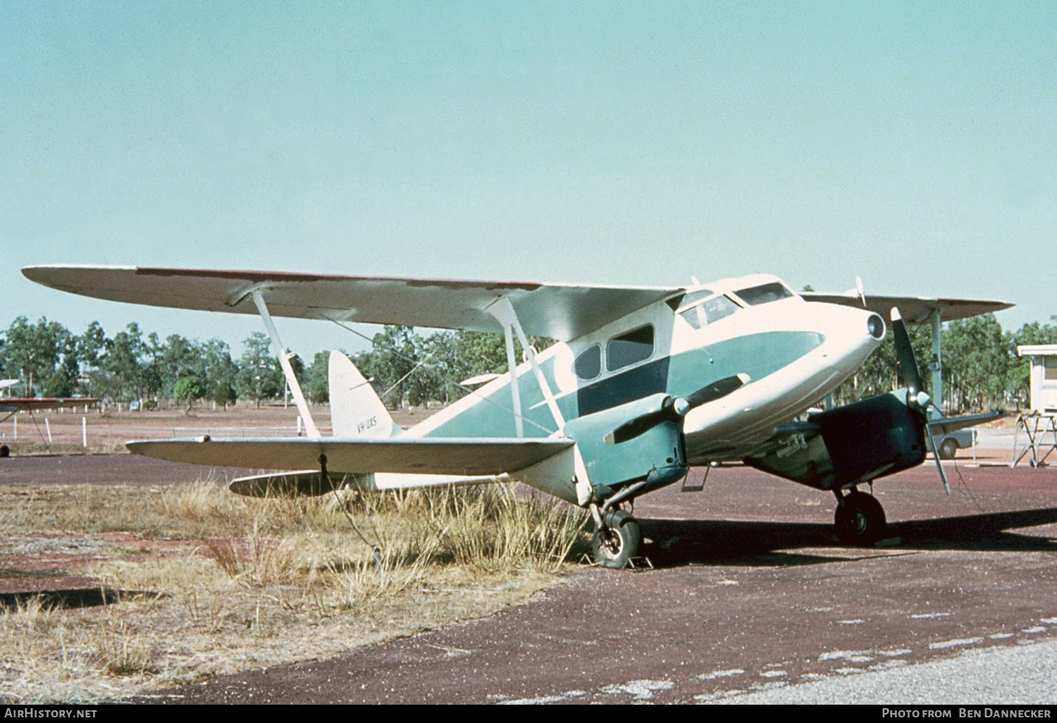 Aircraft Photo of VH-UXS | De Havilland D.H. 90 Dragonfly | AirHistory.net #138034