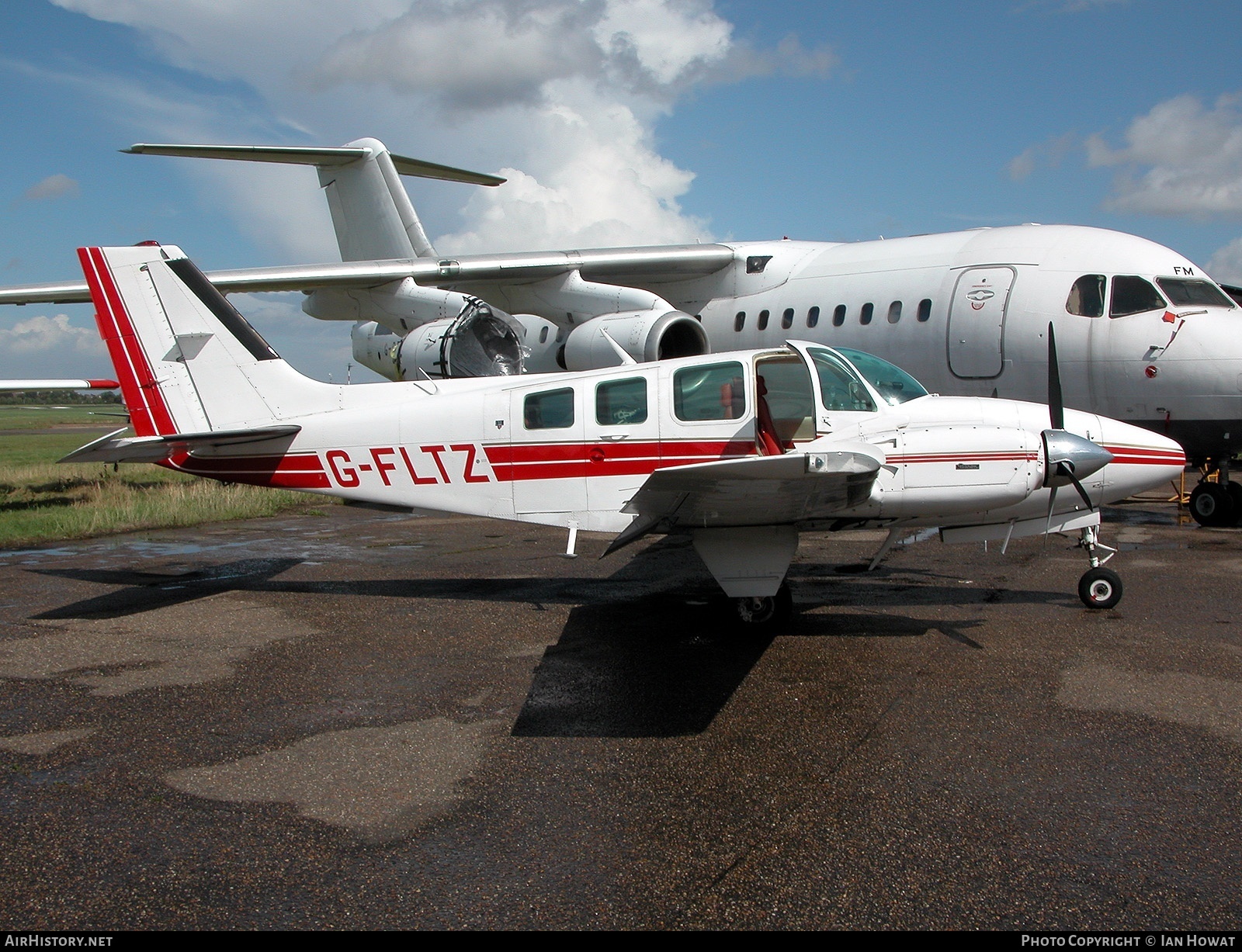 Aircraft Photo of G-FLTZ | Beech 58 Baron | Flightline | AirHistory.net #138061