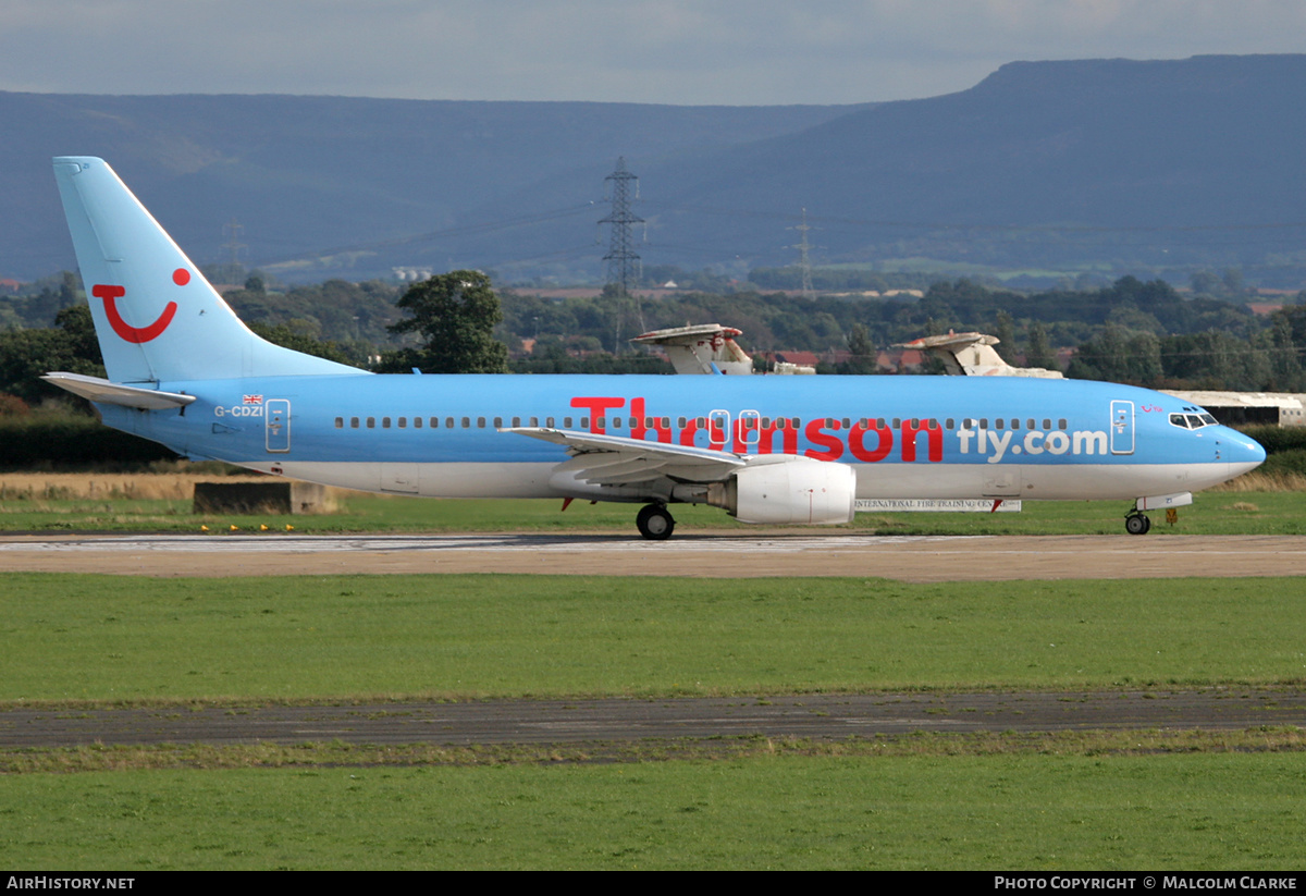 Aircraft Photo of G-CDZI | Boeing 737-804 | Thomsonfly | AirHistory.net #138068