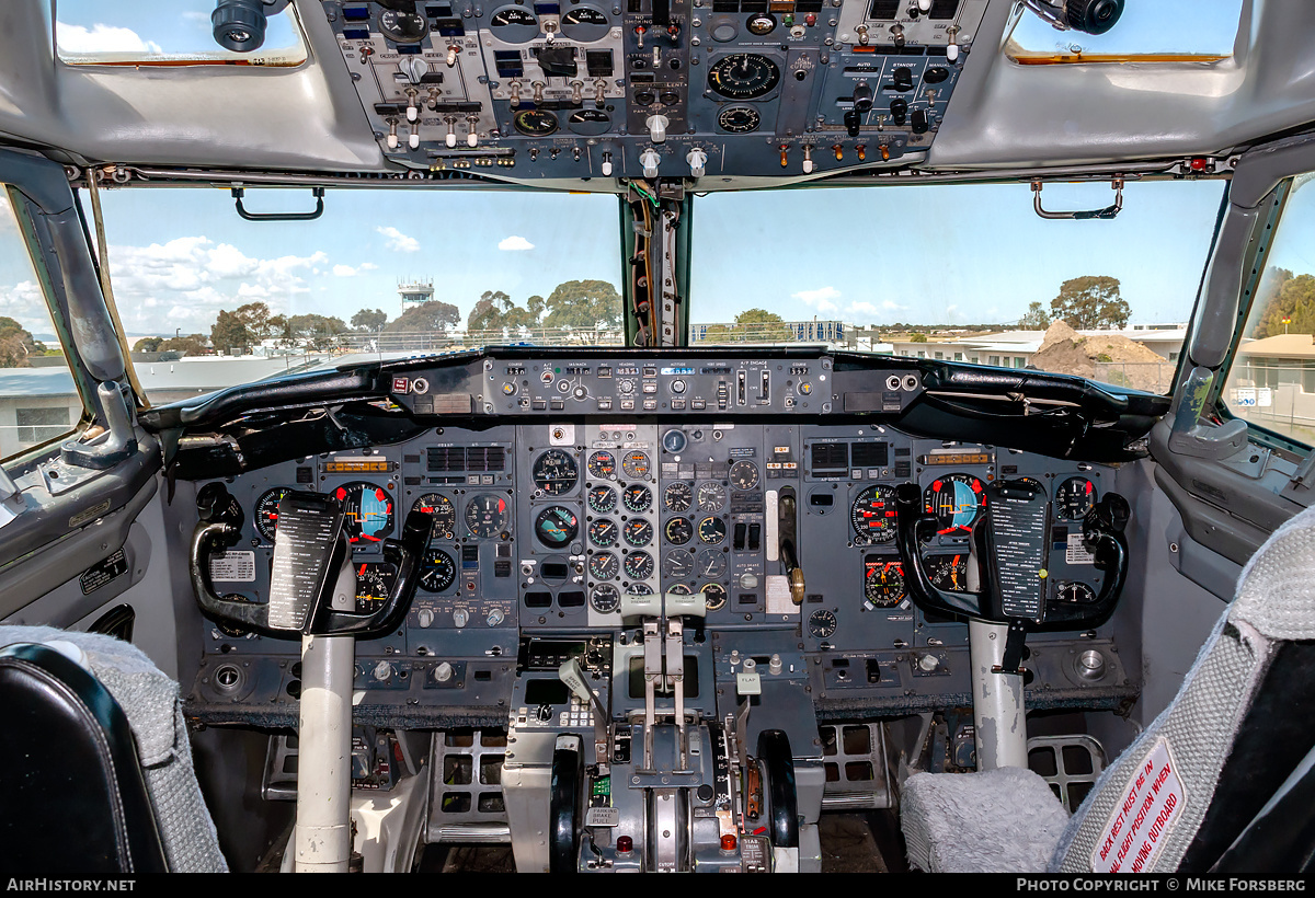 Aircraft Photo of RP-C8006 | Boeing 737-2B7/Adv | AirHistory.net #138117