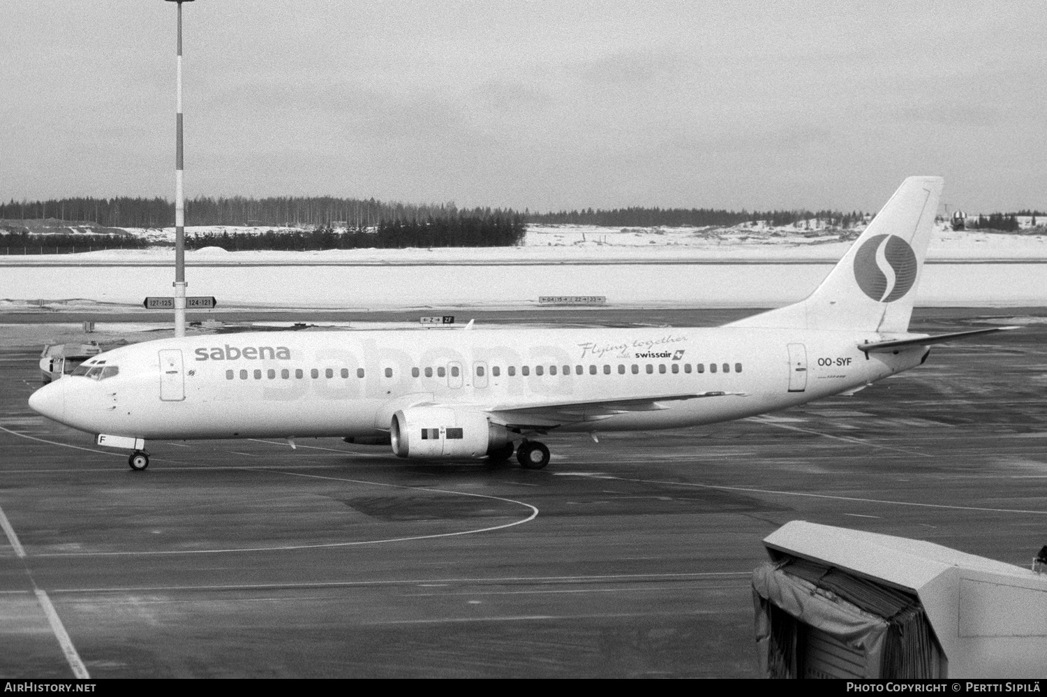 Aircraft Photo of OO-SYF | Boeing 737-429 | Sabena | AirHistory.net #138129
