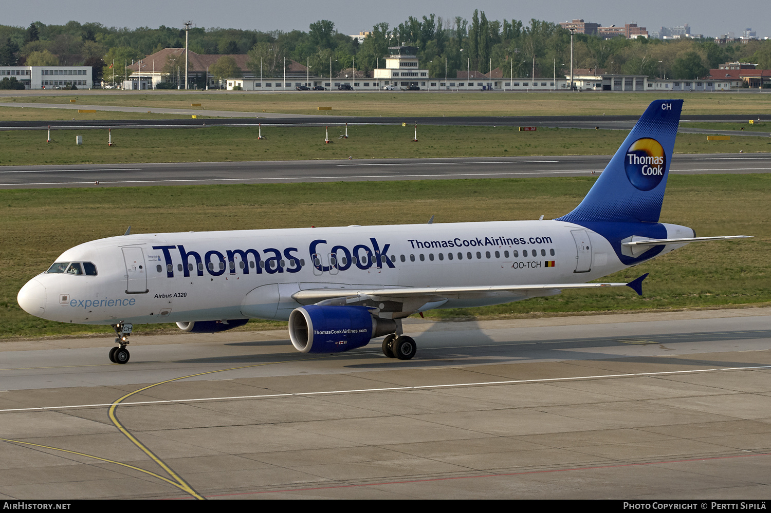 Aircraft Photo of OO-TCH | Airbus A320-214 | Thomas Cook Airlines | AirHistory.net #138165