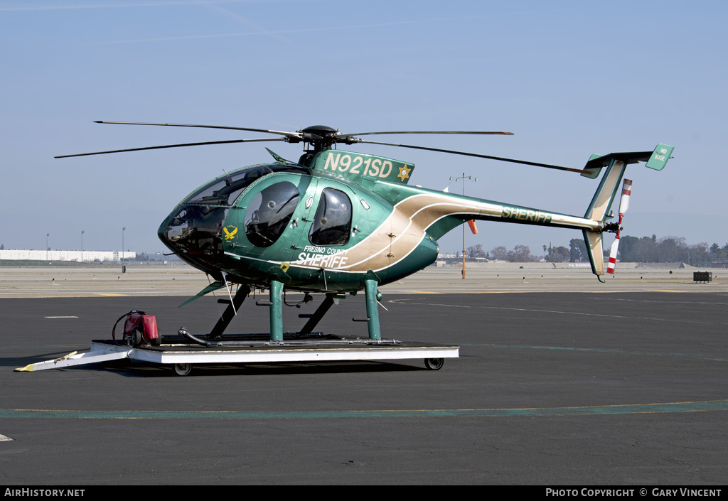 Aircraft Photo of N921SD | Hughes NH-500E (NH-369E) | Fresno County Sheriff | AirHistory.net #138190