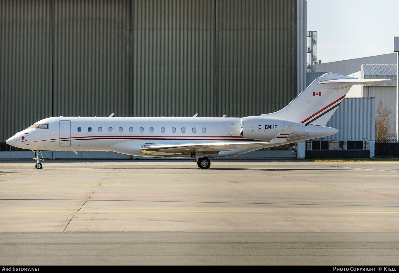 Aircraft Photo of C-GWHF | Bombardier Global Express XRS (BD-700-1A10) | AirHistory.net #138204