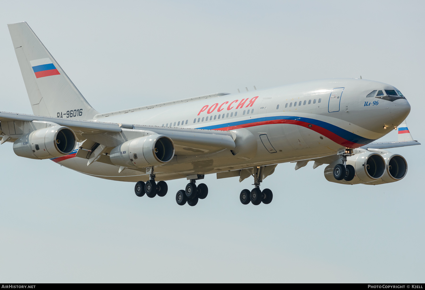 Aircraft Photo of RA-96016 | Ilyushin Il-96-300PU | Rossiya - Special Flight Detachment | AirHistory.net #138224