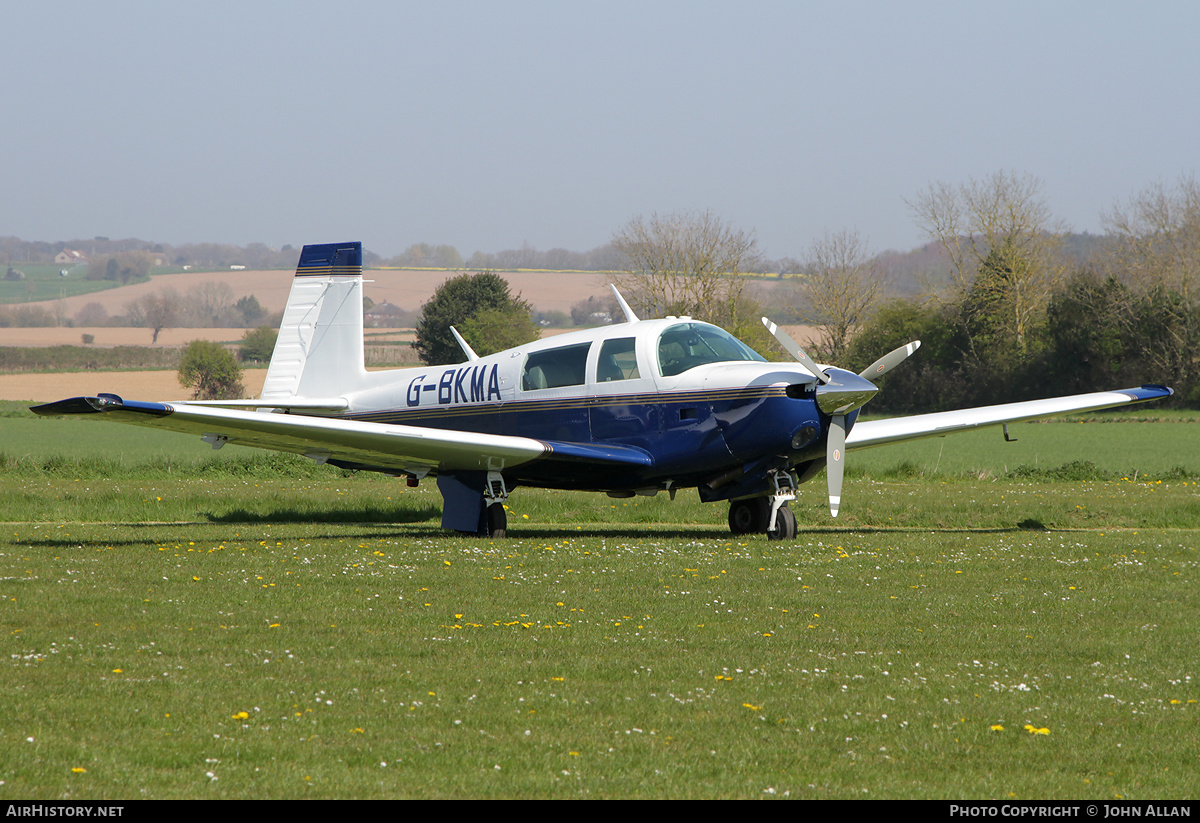 Aircraft Photo of G-BKMA | Mooney M-20J | AirHistory.net #138410