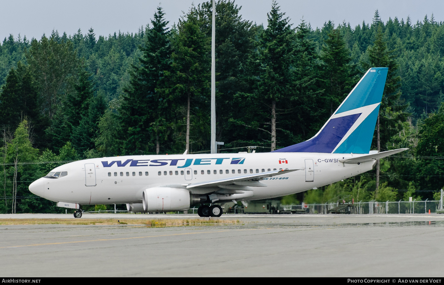 Aircraft Photo of C-GWSI | Boeing 737-6CT | WestJet | AirHistory.net #138474