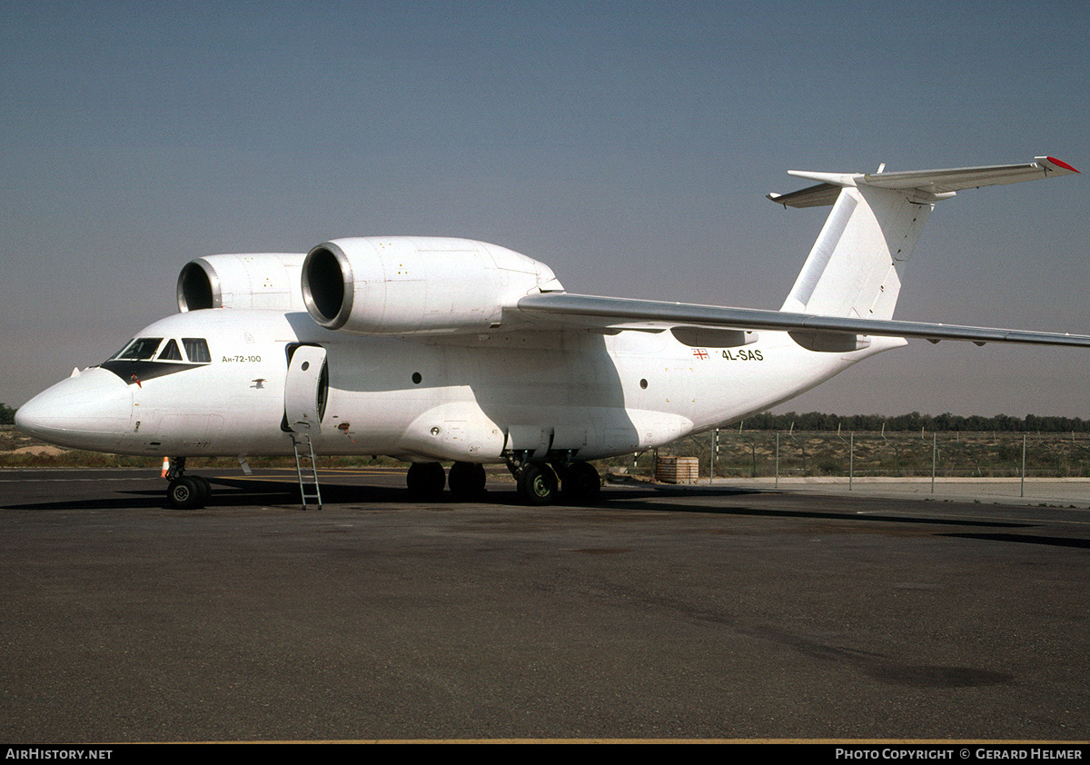 Aircraft Photo of 4L-SAS | Antonov An-72-100 | AirHistory.net #138604