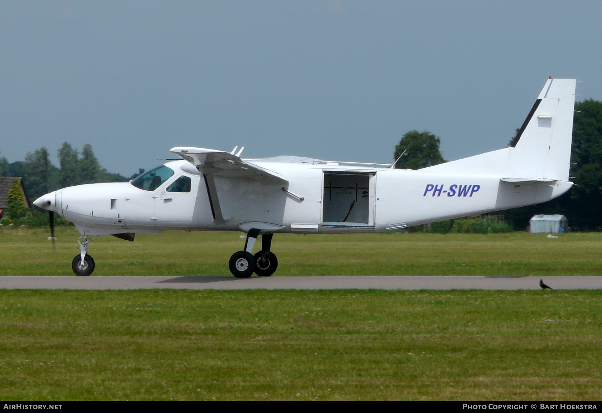 Aircraft Photo of PH-SWP | Cessna 208B Grand Caravan | Nationaal Paracentrum Teuge | AirHistory.net #138744