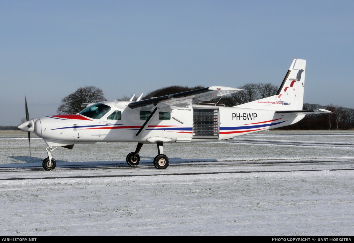 Aircraft Photo of PH-SWP | Cessna 208B Grand Caravan | Nationaal Paracentrum Teuge | AirHistory.net #138755
