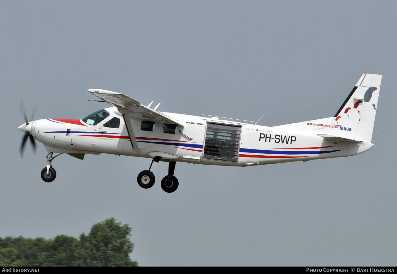 Aircraft Photo of PH-SWP | Cessna 208B Grand Caravan | Nationaal Paracentrum Teuge | AirHistory.net #138771