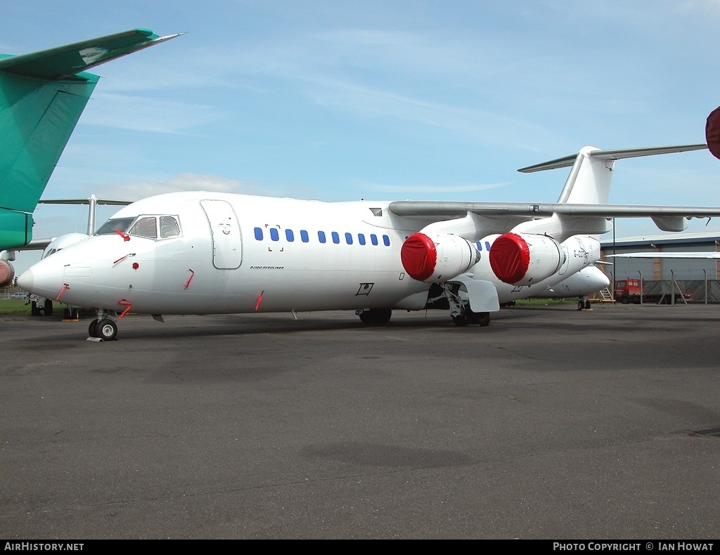 Aircraft Photo of G-CCTB | British Aerospace Avro 146-RJ100 | AirHistory.net #138822