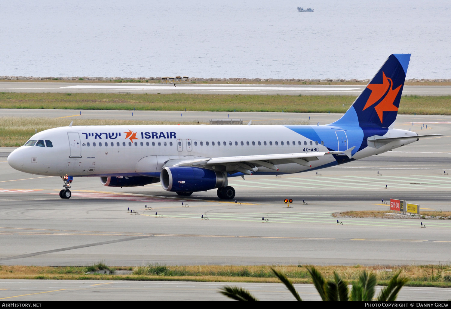 Aircraft Photo of 4X-ABG | Airbus A320-232 | Israir | AirHistory.net #138839
